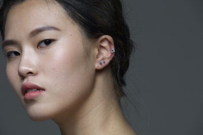 piercing tragus